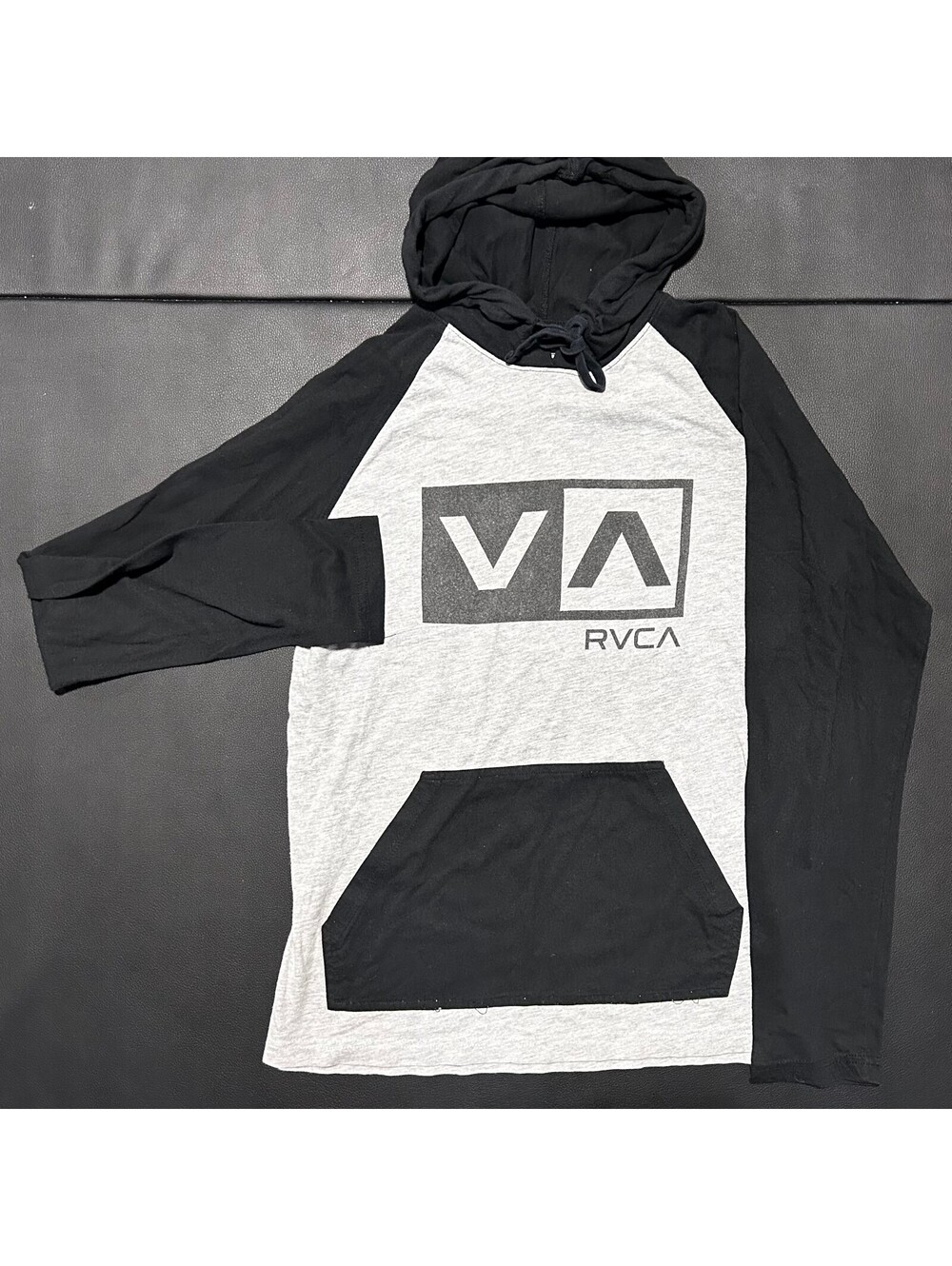 RVCA Gray Black Lightweight Pullover Hoodie Men’s Small